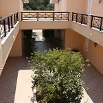 Saint Nicholas Hotel 3*