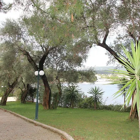 Отель Saint Nicholas 3*