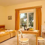 Saint Nicholas 3*