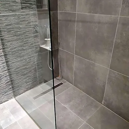 Hotel Saint Nicholas 3*