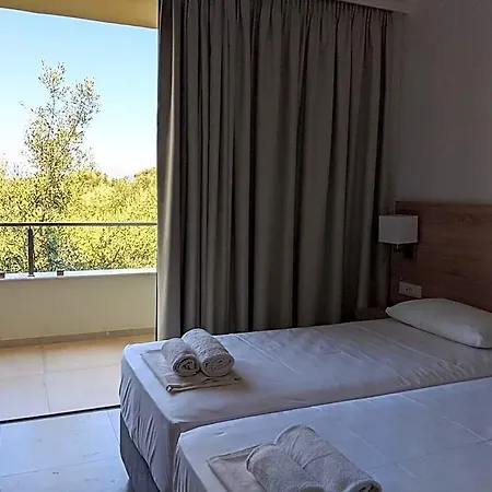Hotel Saint Nicholas 3*