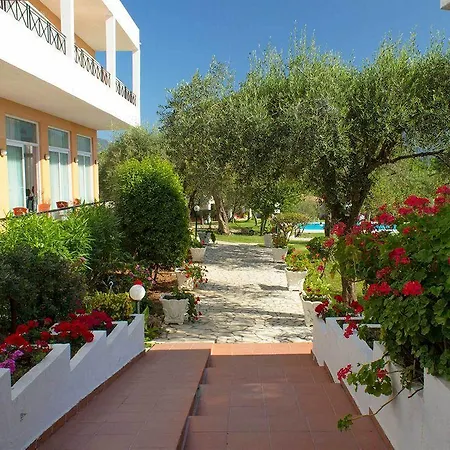 Saint Nicholas Hotel Gouviá