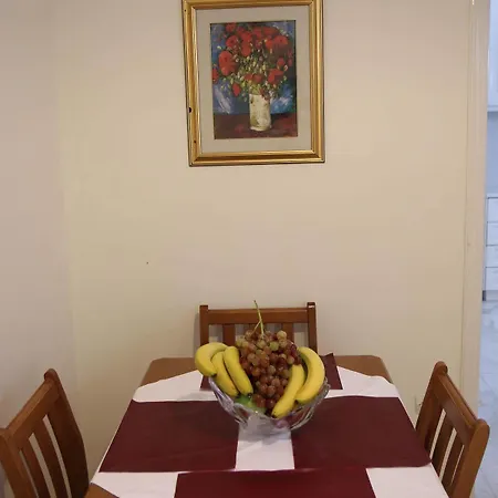 Saint Nicholas Hotel 3*