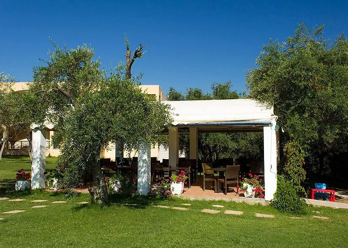 Ξενοδοχείο Saint Nicholas Γουβιά