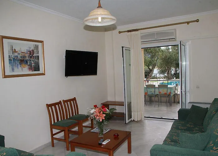 Saint Nicholas Hotel Gouvia