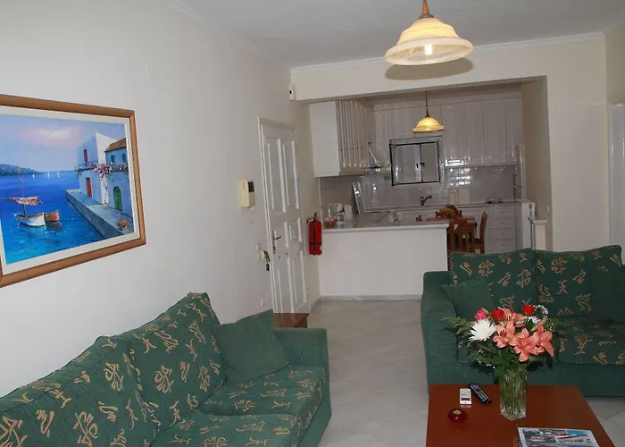 Saint Nicholas Hotel 3*